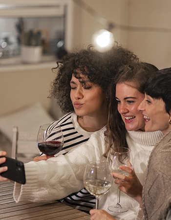 Γίνε μέλος και κέρδισε 03 ellinikakrasia.gr